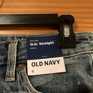 Women's NWT Old Navy OG Straight Ankle Slit Size 6 ankle